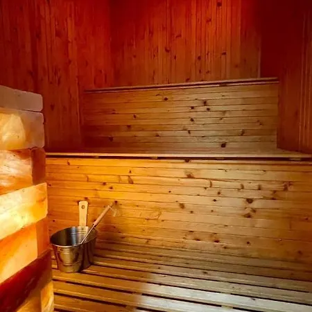 Sztar Etterem 汽车旅馆 3*