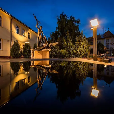 Sztar Etterem 3* Balassagyarmat