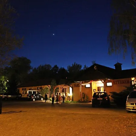 汽车旅馆 Sztar Etterem Balassagyarmat