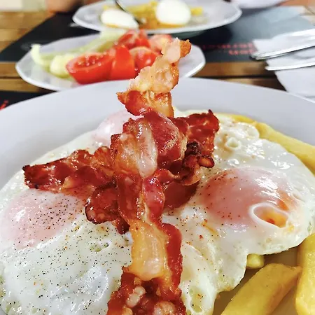 Sztar Etterem 汽车旅馆