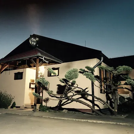 Sztar Etterem 汽车旅馆 3*