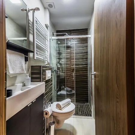 Sztar Etterem 汽车旅馆